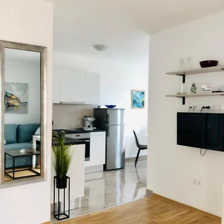 Apartment Dani Sea & Pool *