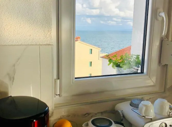 Dani Sea & Pool Apartment Trogir