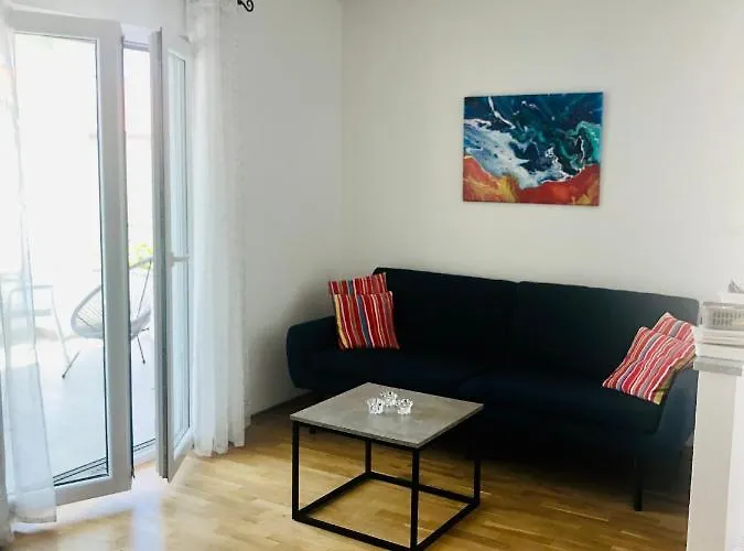 Apartment Dani Sea & Pool