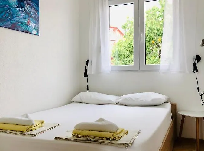 Dani Sea & Pool Apartment Trogir